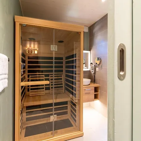 Stylish With Sauna Feriehus *